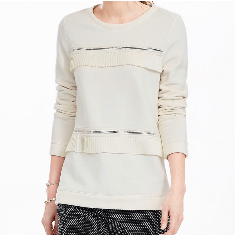 Banana Republic Tiered Pleated Ruffle Sweater Women’s Size Small Preppy Knit Top
